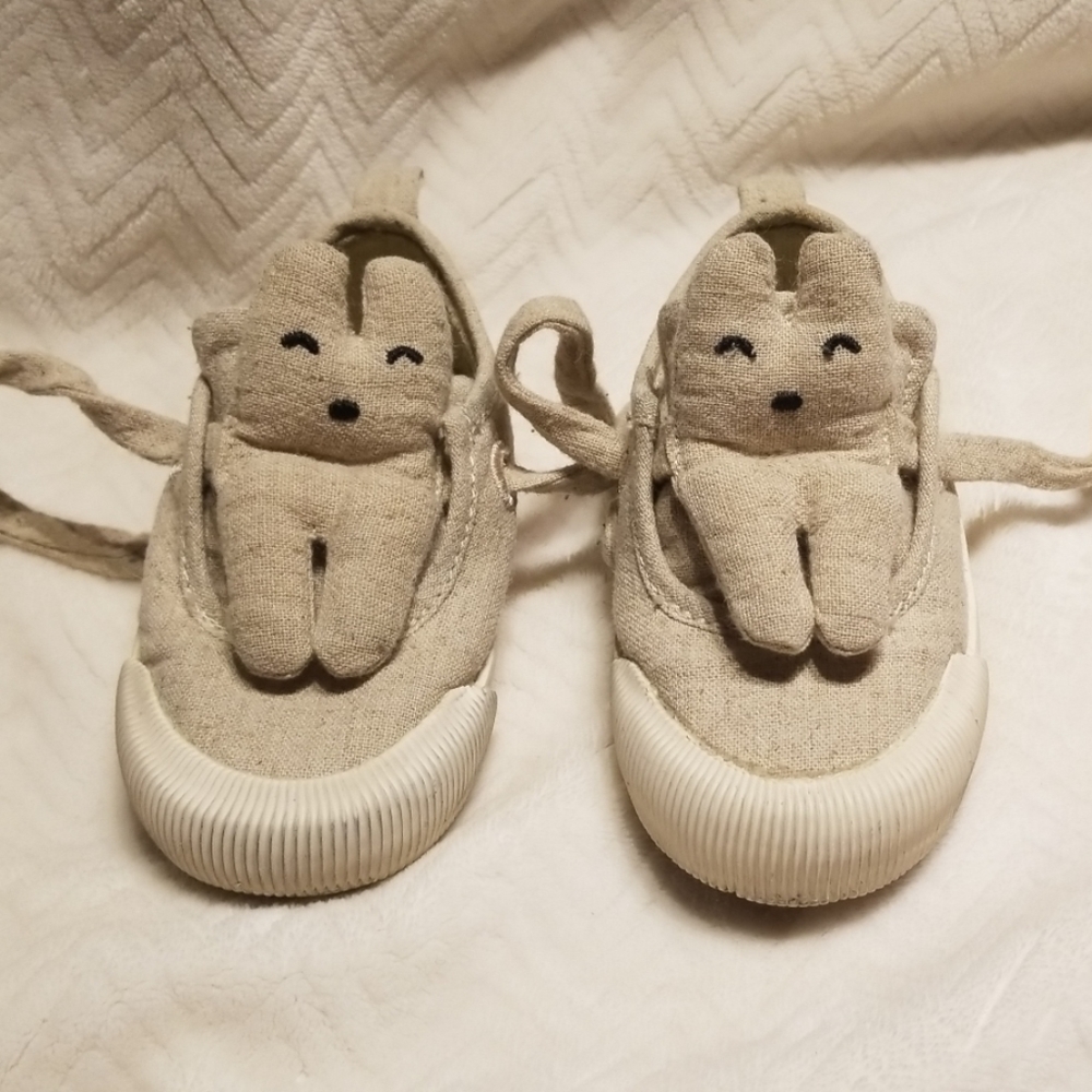🐻 Zara Teddy Sneaker